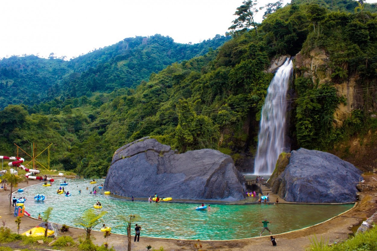 Curug Bidadari   