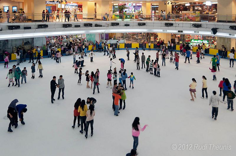 Sky Rink, Mall Taman Anggrek