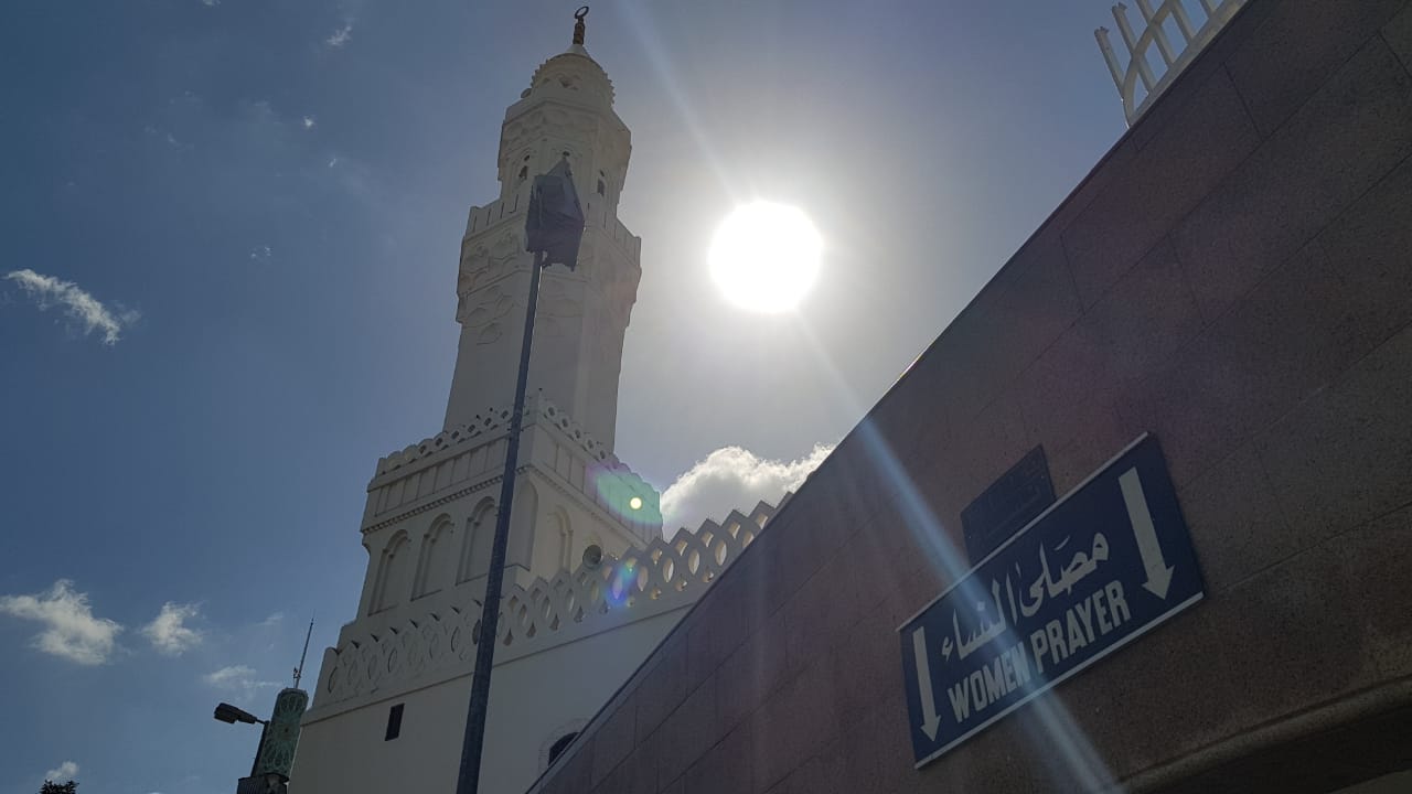 Begini Ceritanya Mengapa Masjid di Madinah Ini Memiliki Dua Kiblat