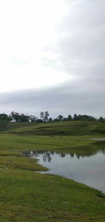 Pesona Alami Danau Sidihoni