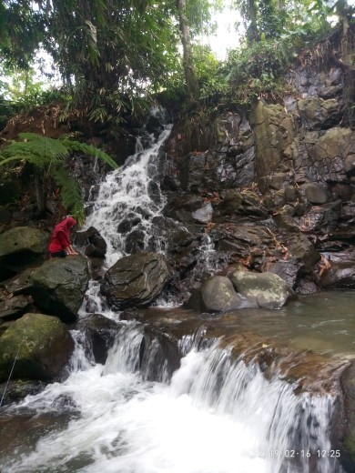 Pekalongan, Wisata Alam Surgawi Curug Madu Resmi